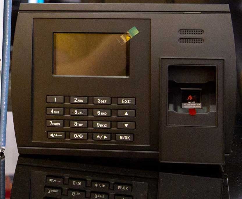 Máy chấm công vân tay 8683 - Ảnh 4