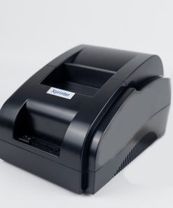 Máy in hóa đơn Xprinter XP-58iih là dòng máy in nhiệt nhỏ gọn, chuyên dùng để in hóa đơn thanh toán tại các cửa hàng bán lẻ, quán ăn, quán café, tiệm tạp hóa… Với khổ giấy K57mm, tốc độ in lên tới 90mm/s và thiết kế tiện dụng, sản phẩm này đáp ứng tối đa nhu cầu in hóa đơn nhanh chóng, liên tục trong môi trường kinh doanh nhịp độ cao.